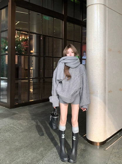 Grey Knitted Top + Shorts + Scarf Three Piece Set