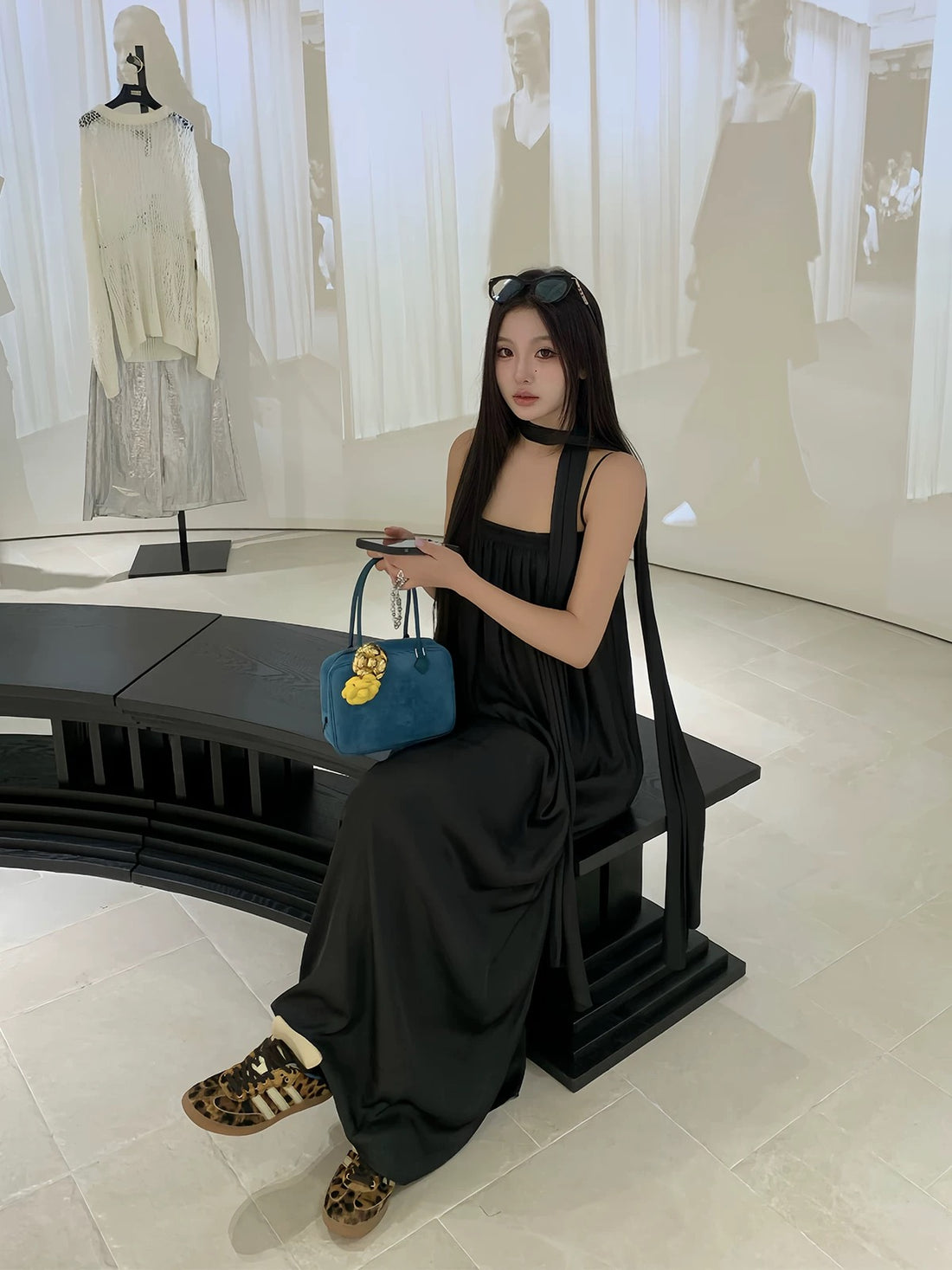 Alyn Strap Dress With Strap (Black)