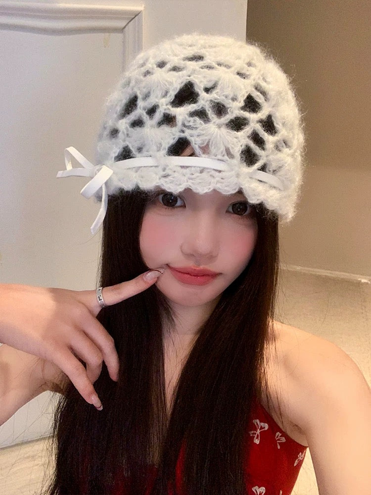White Ribbon Knitted Embroidery Hat