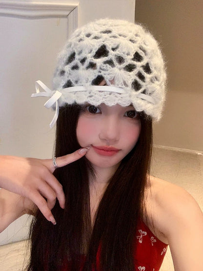 White Ribbon Knitted Embroidery Hat