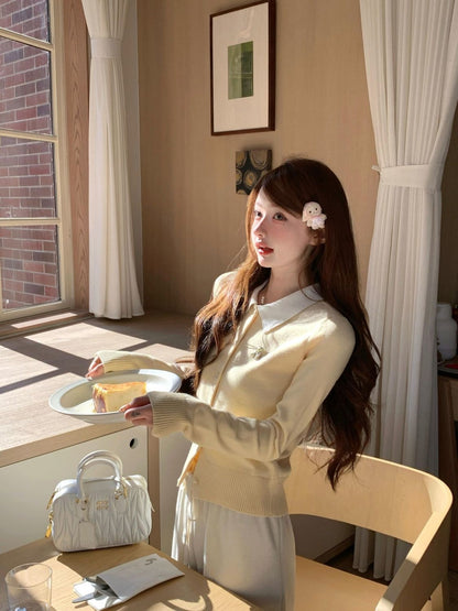White Collar Yellow Long Sleeve Knitted Top