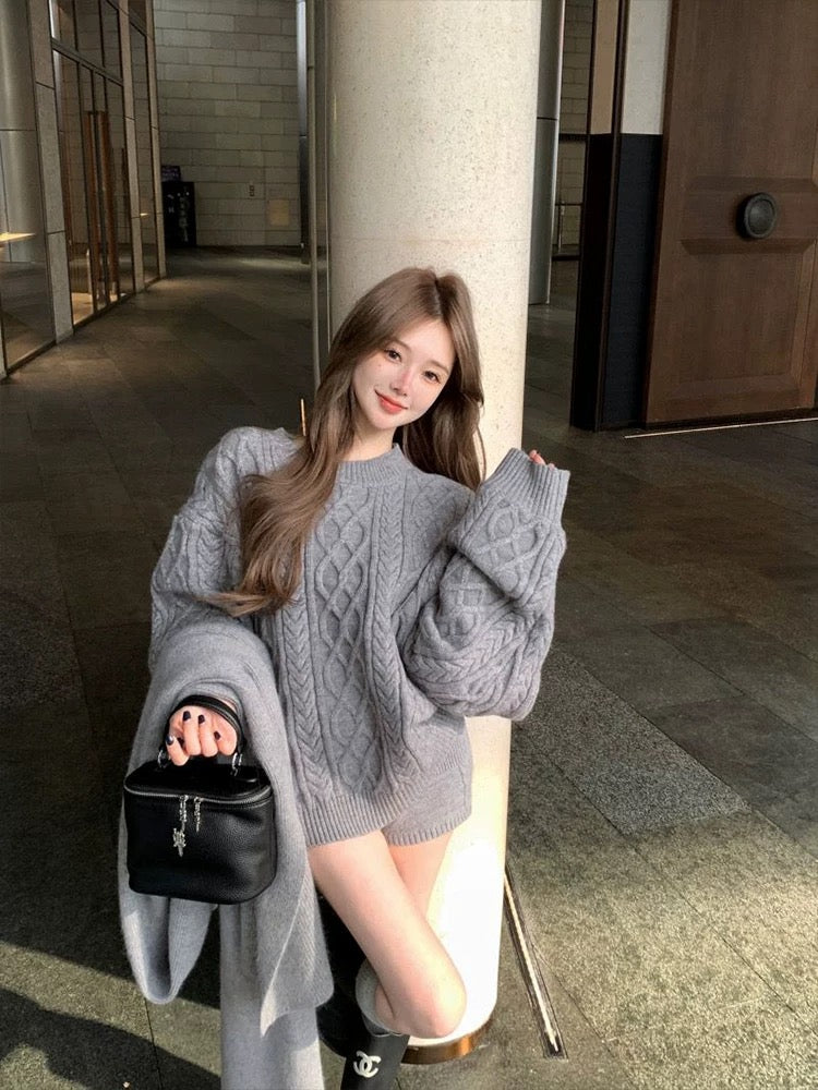 Grey Knitted Top + Shorts + Scarf Three Piece Set