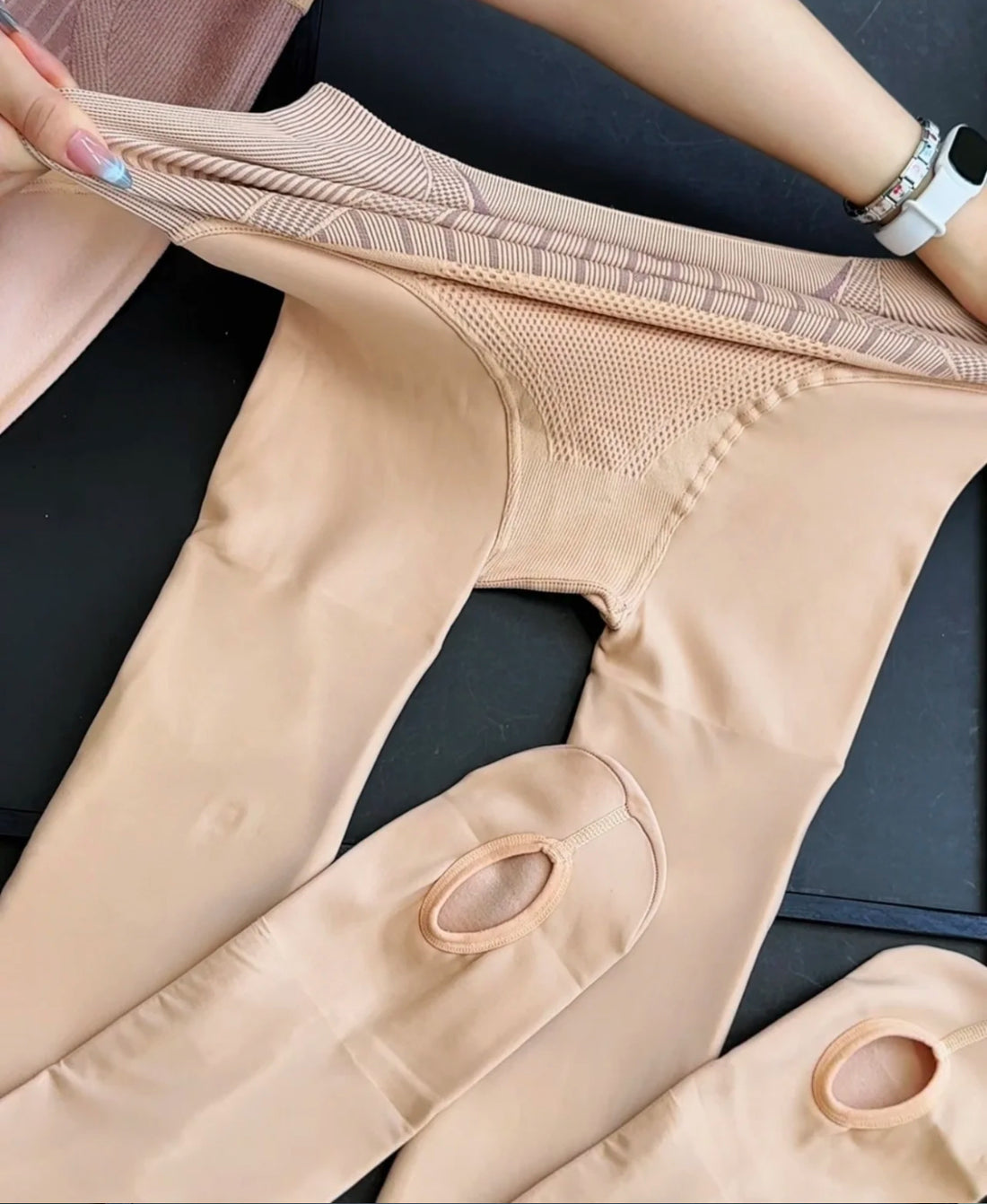 Skin Tone Legging Socks Feet Cut (200g+-)