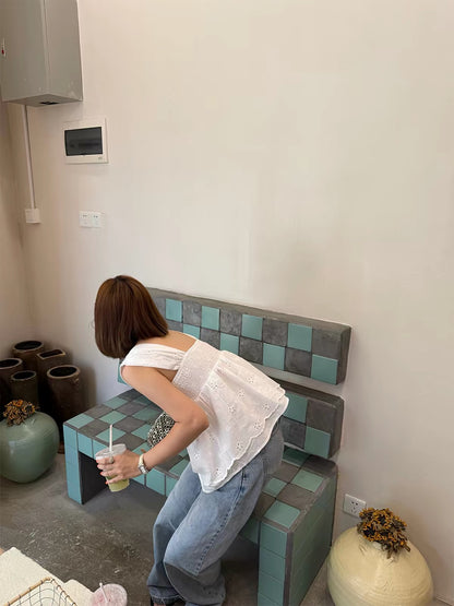 Embroidery Sleeveless Top