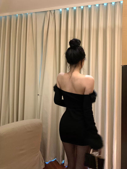 Black Two Wear Off Side Shoulder Long Sleeve Tube Dress