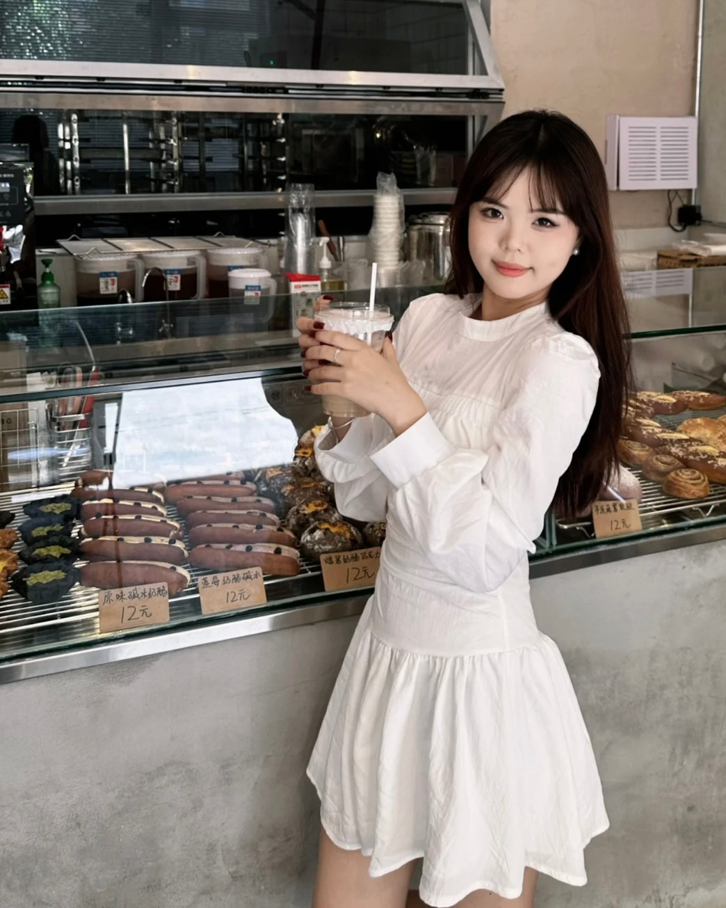 Round Collar Cream Long Sleeve Dress