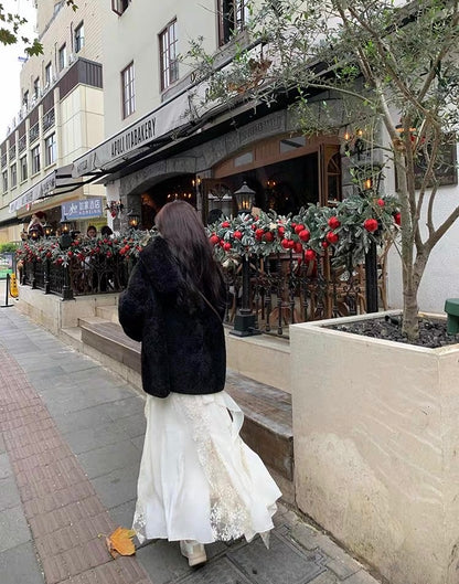 Creamy Unequal Floral Mix Mesh Long Skirt