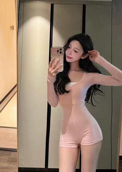 Soft Pink Round Collar Long Sleeve Romper