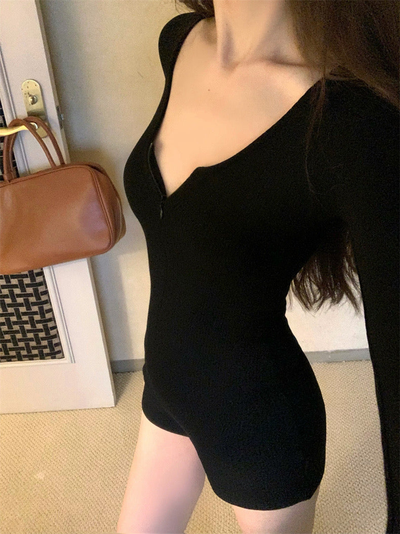 U Collar Long Sleeve Romper (Black)