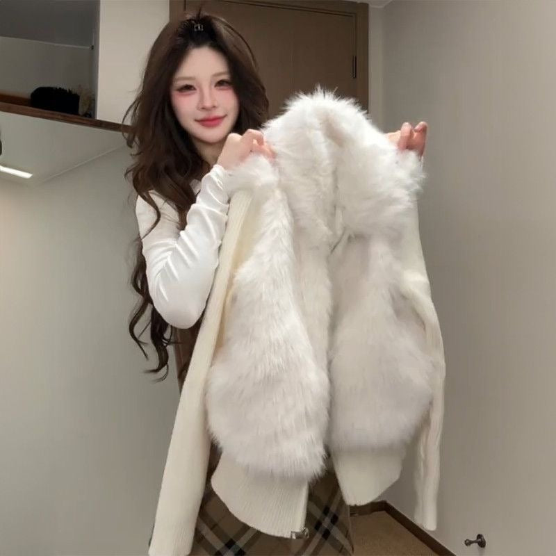 White Furry Cardigan Top 补货中