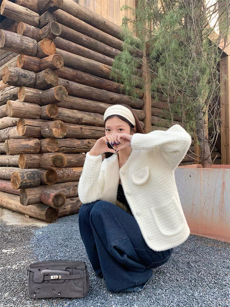 Milk Channe Knitted Pockets Cardigan