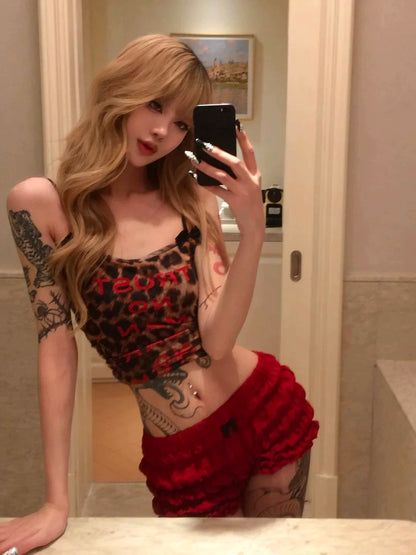 Red Low Waist Thin Puff Latern Short