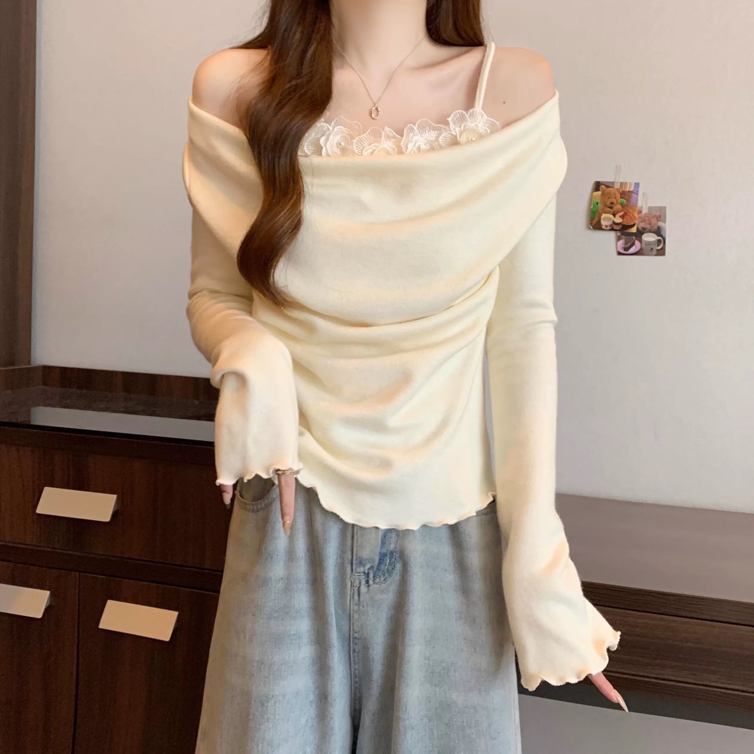 3D Flo Collar Long Sleeve Knitted Top