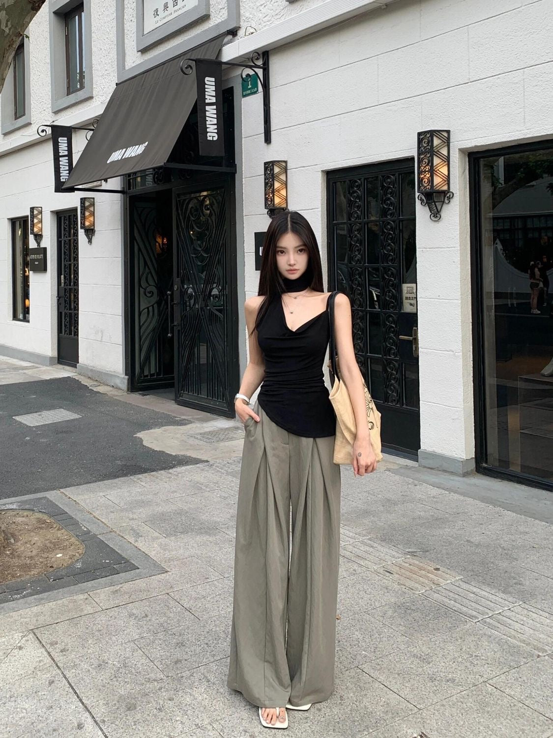 Collar Strap Black Top