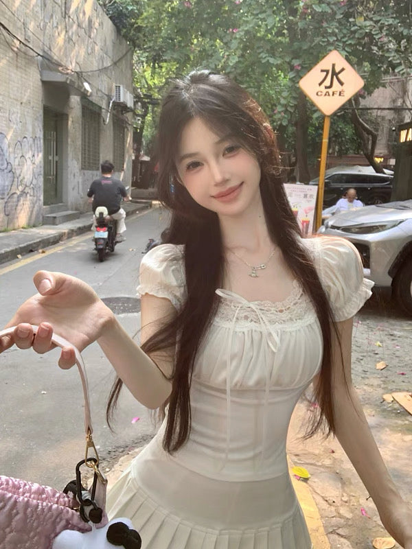 Laces Collar Puff Sleeve Top (Purple, White)