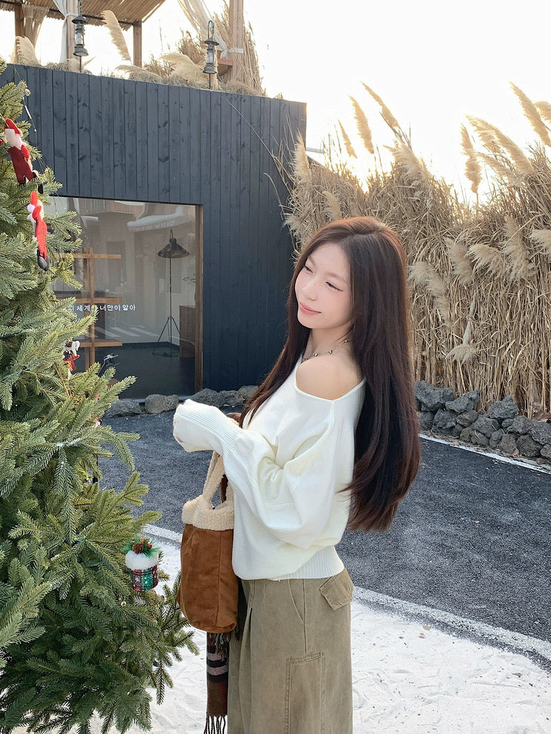 Off Side Shoulder Long Sleeve Knitted Top (Cream)