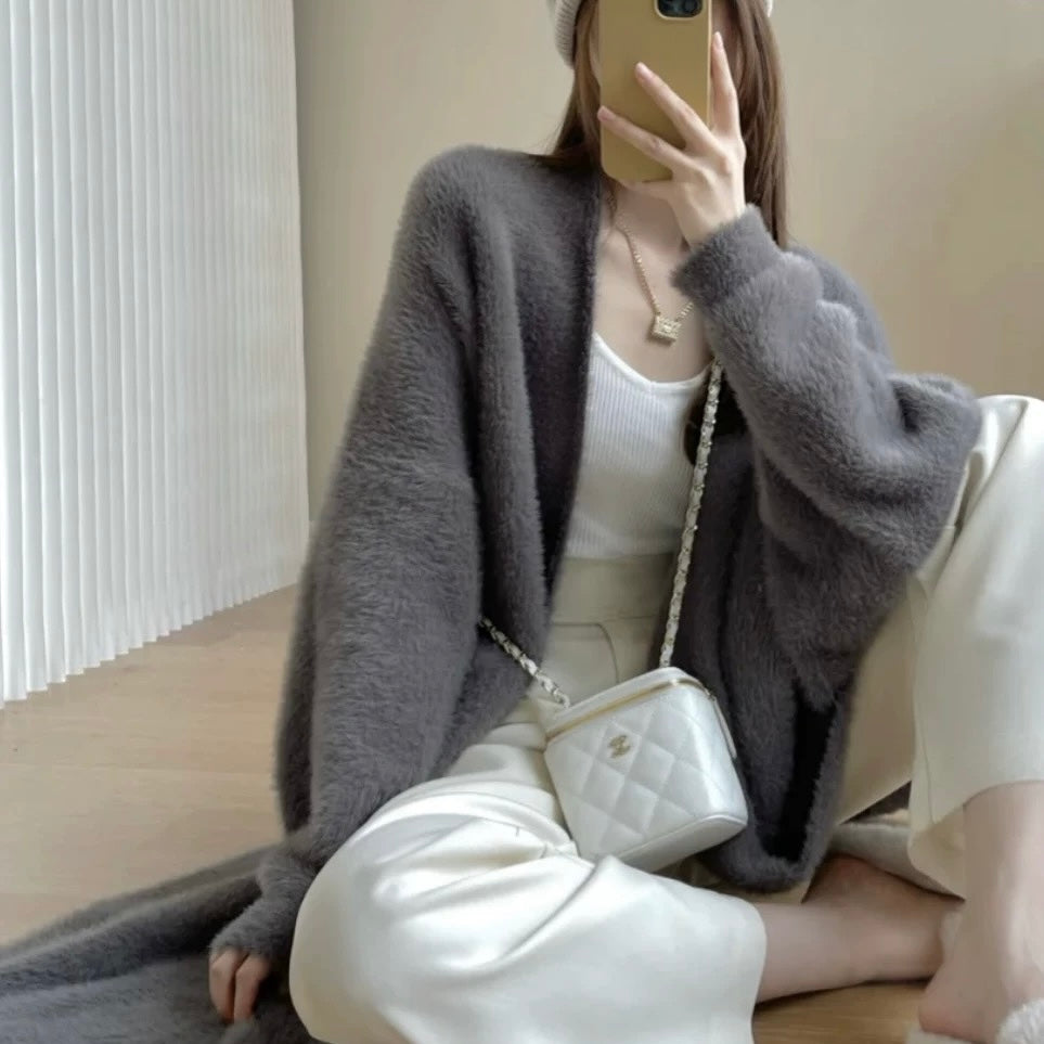 Amelia Fuzzy Long Cardigan Top/ Outerwear （Cream, Grey)