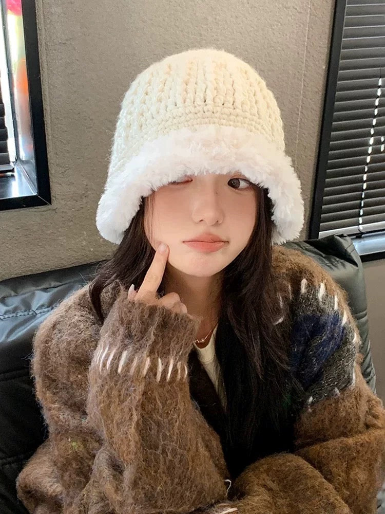 H20 White Mix Fur Knitted Hat