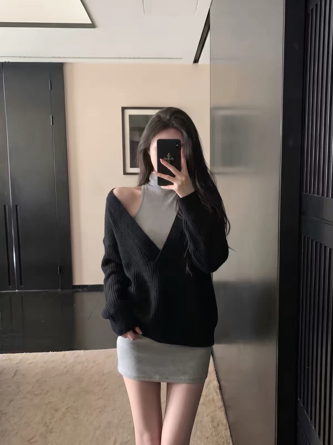 V Collar Black Grey Two Pieces Knitted Top