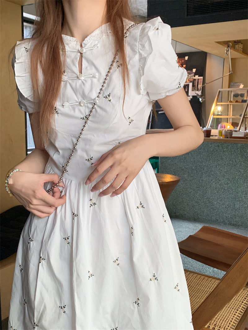 Traditional Collar White long dress (M)