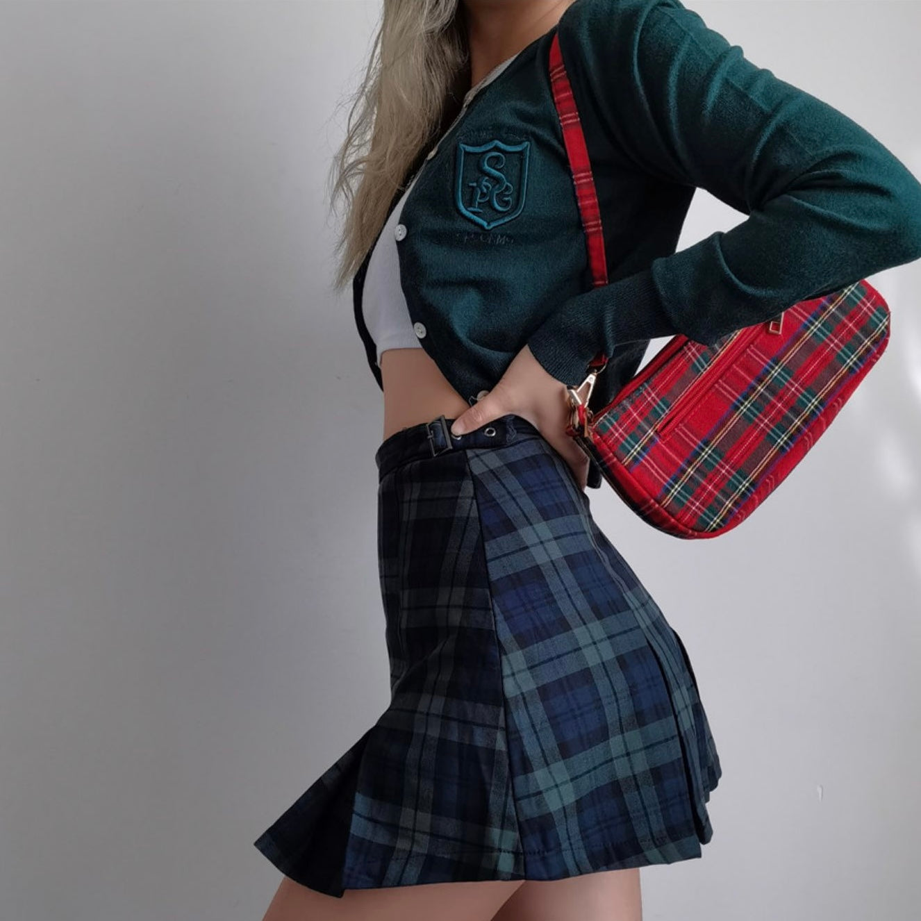 Greeny Long Sleeve + Skirt Two Pieces Set (XS)