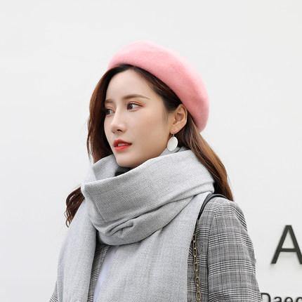 A206 Classic Wool Felt Beret Hat - Hearts &amp; Kisses