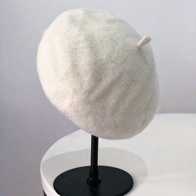 A206 Classic Wool Felt Beret Hat - Hearts &amp; Kisses