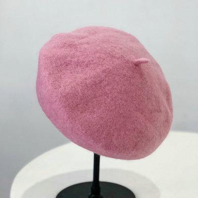 A206 Classic Wool Felt Beret Hat - Hearts &amp; Kisses