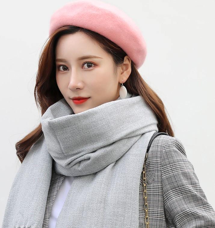 A206 Classic Wool Felt Beret Hat - Hearts &amp; Kisses