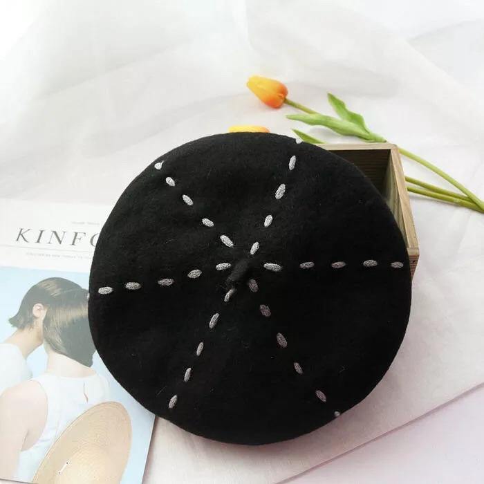 A207 Lining Wool Felt Beret Hat - Hearts &amp; Kisses
