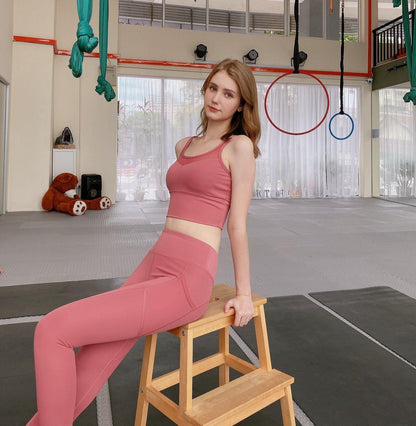 FT002 Fitness Yoga Sport Top with Pad - Hearts &amp; Kisses