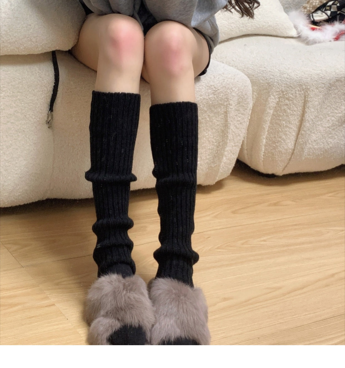 Uni Vintage Middle Socks ( Black, Grey)
