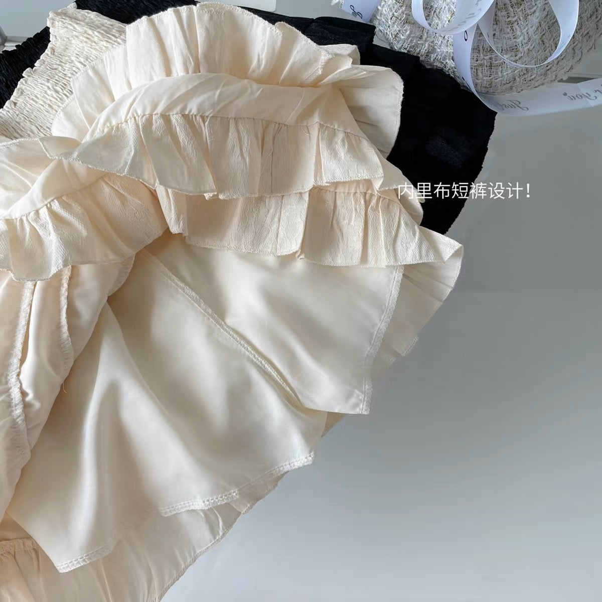 Jeanva Lace Layered Cake Short/Skirt