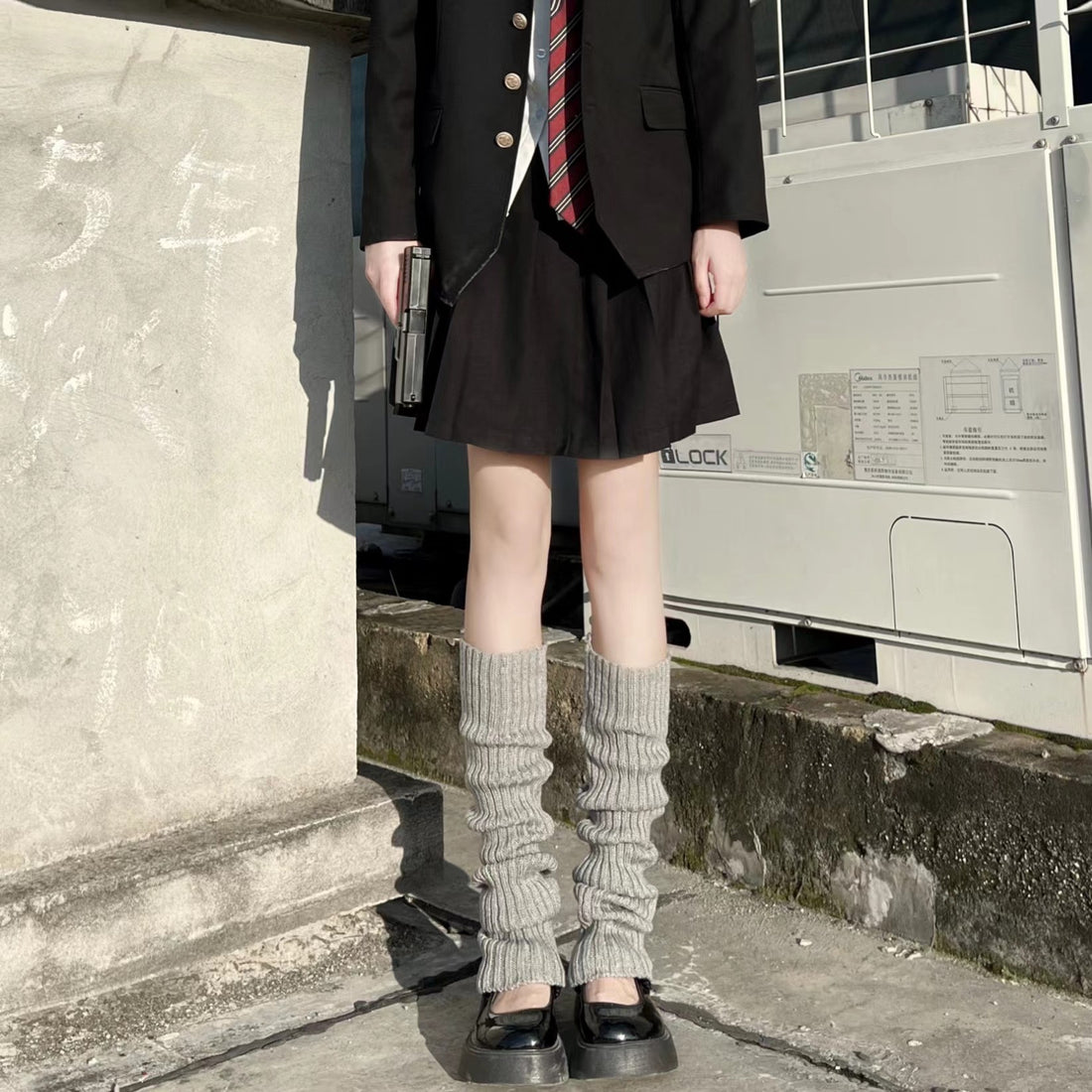Uni Vintage Middle Socks ( Black, Grey)