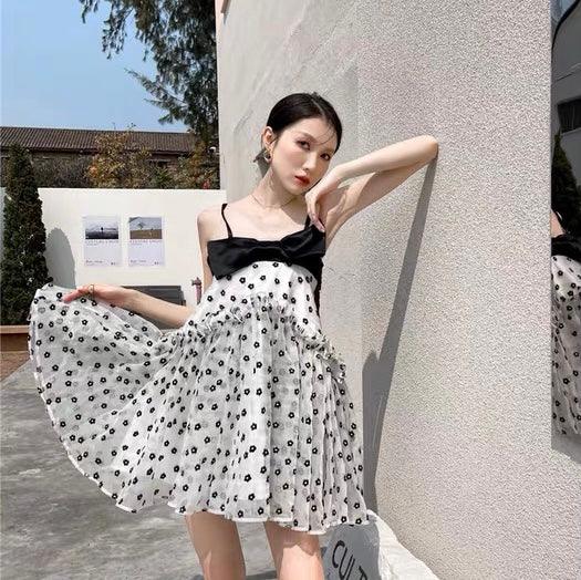 Laura Tube Dress - Hearts & Kisses Fashion Boutique - Online Fashion Malaysia - Dress, Tops, Pants, Rompers, Sportswear & more. We Ship To Malaysia & Singapore