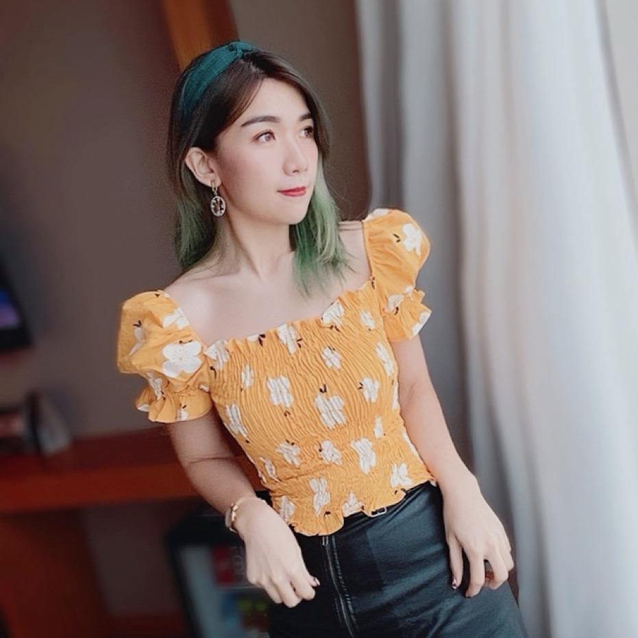 PF010 Floral Puff Sleeve Top - Hearts &amp; Kisses