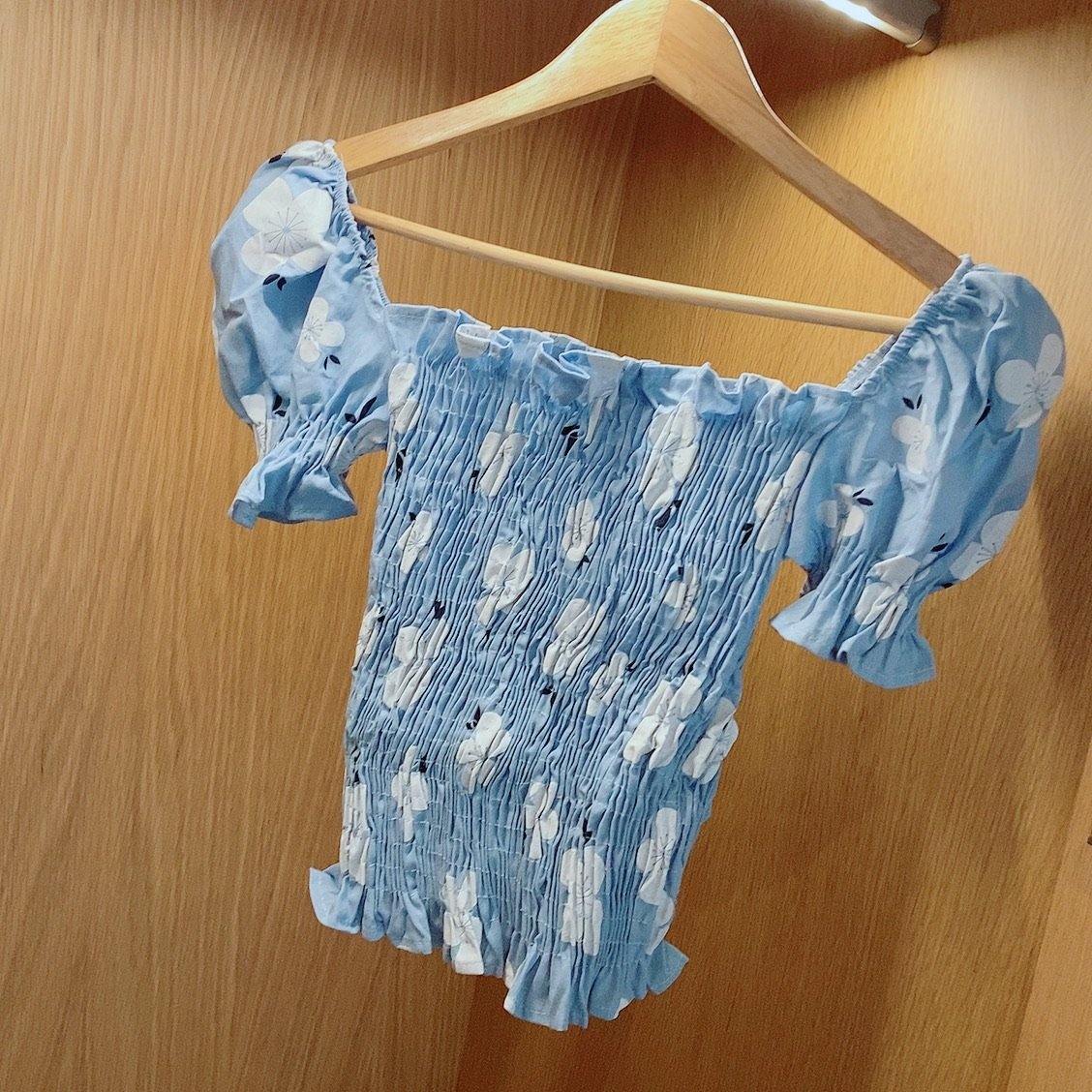 PF010 Floral Puff Sleeve Top - Hearts &amp; Kisses