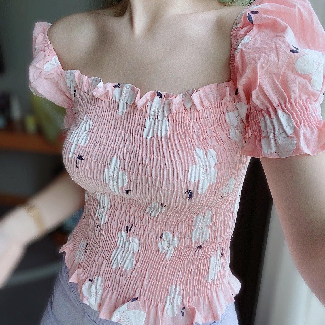 PF010 Floral Puff Sleeve Top - Hearts &amp; Kisses